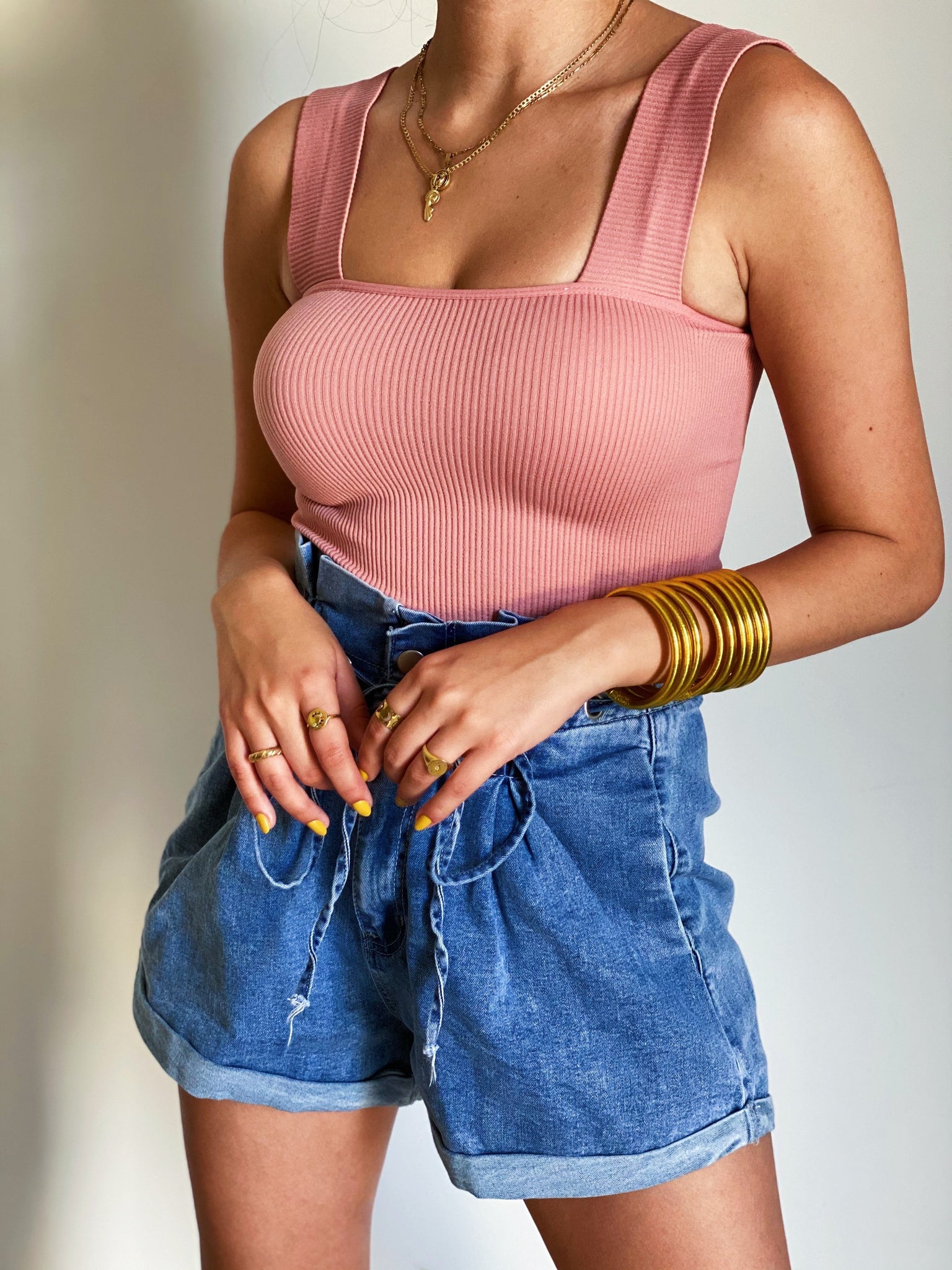 Basic Ribbed Crop Top in Pink