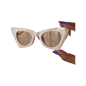 Side Eye Sunglasses